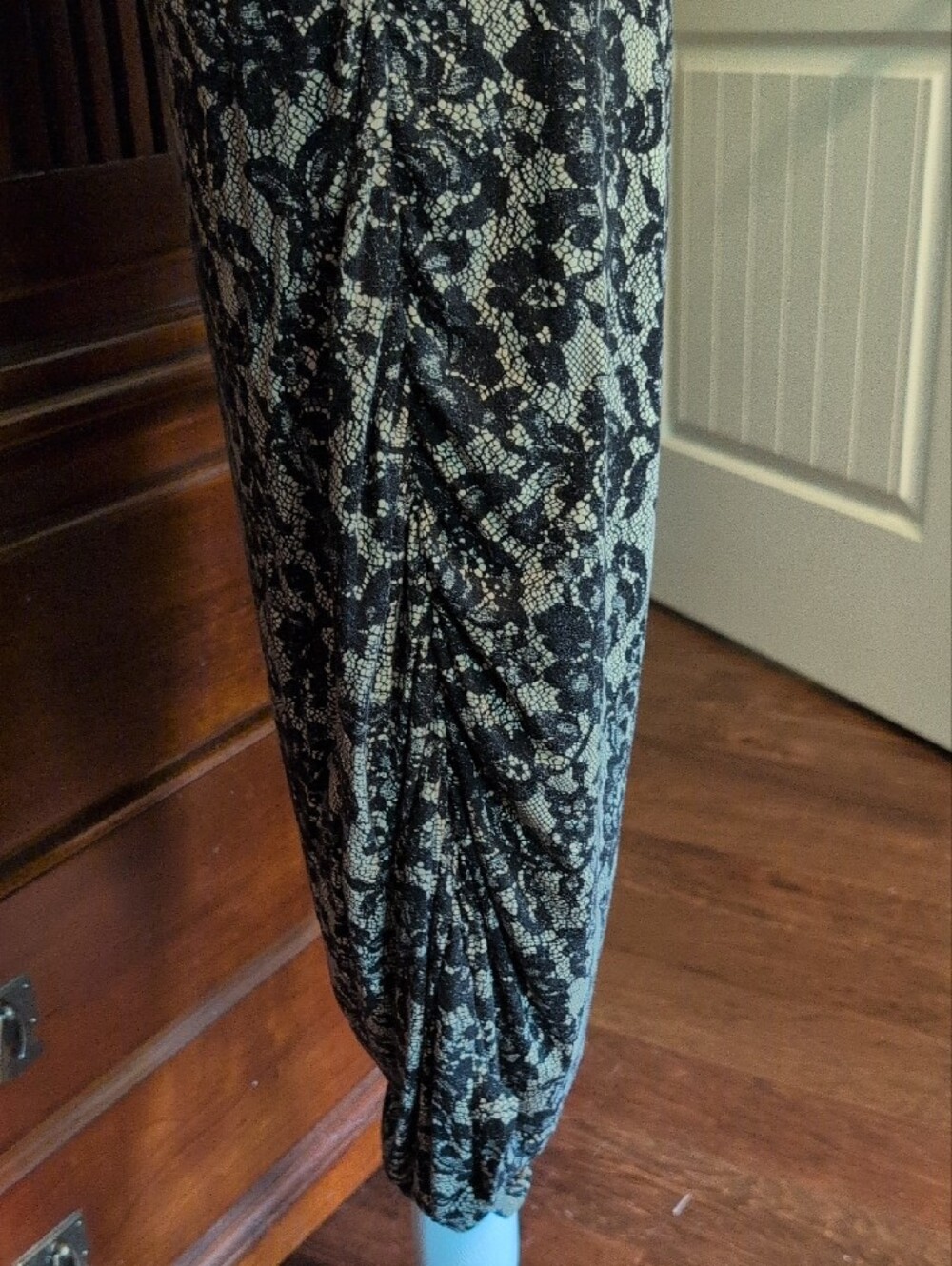 Michael Kors One-Shoulder Black Lace overlay Look  Dress With Scruched SideSeams - Picture 7 of 9
